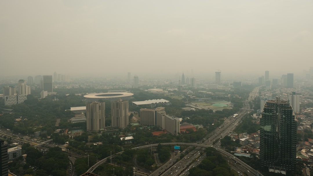 Jakość powietrza w gminie – skuteczne rozwiązania dla samorządów
